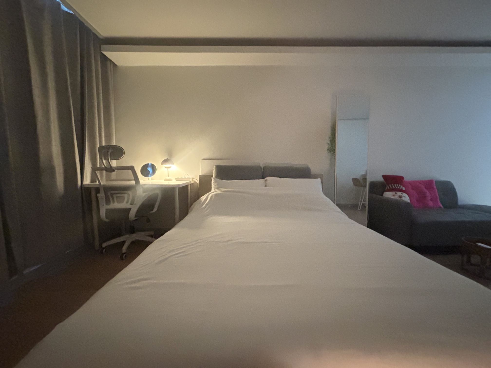 Zanzan, gentle toast to your day gallery image