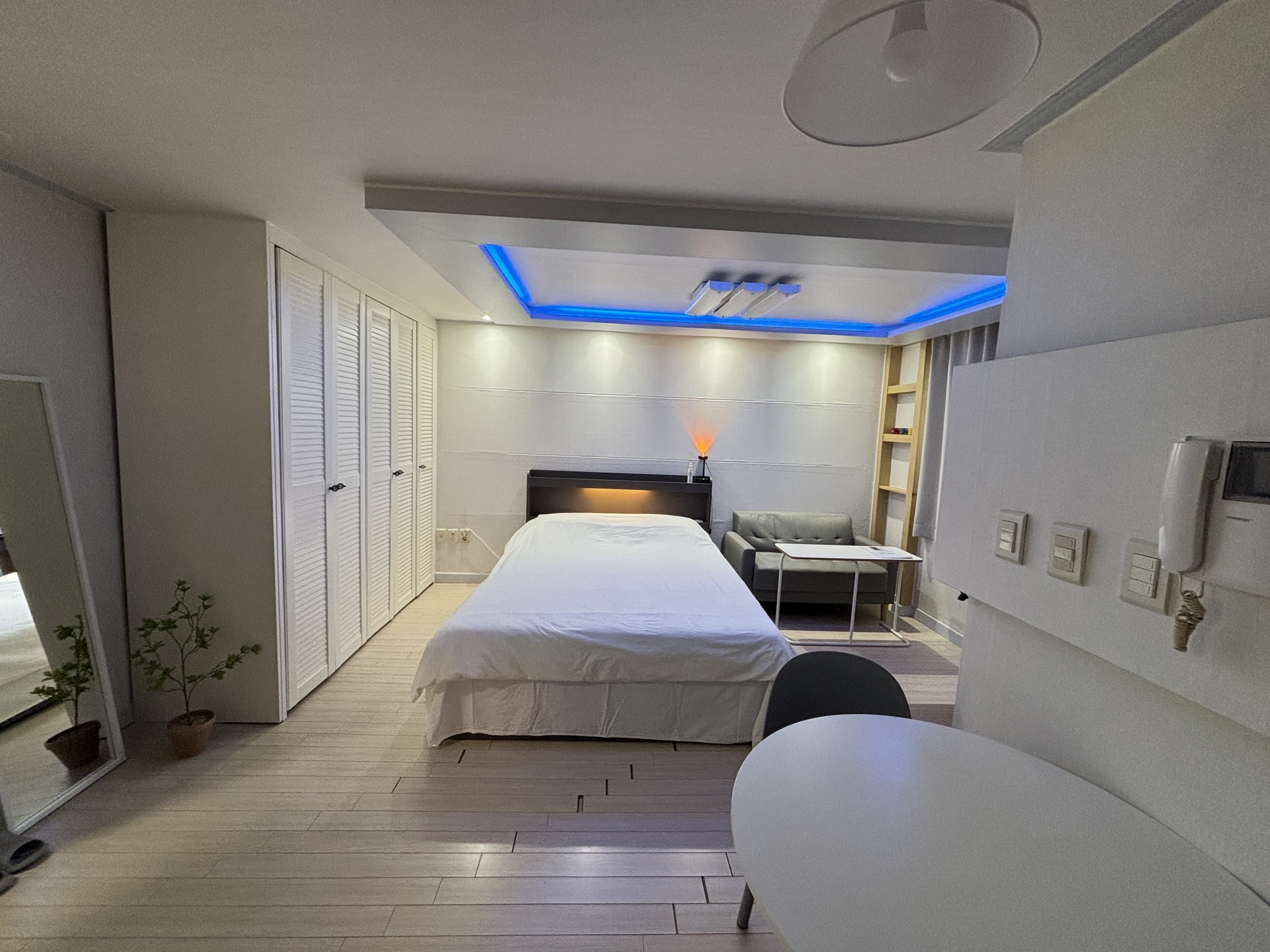 Bada, deep-dive to yourself gallery image