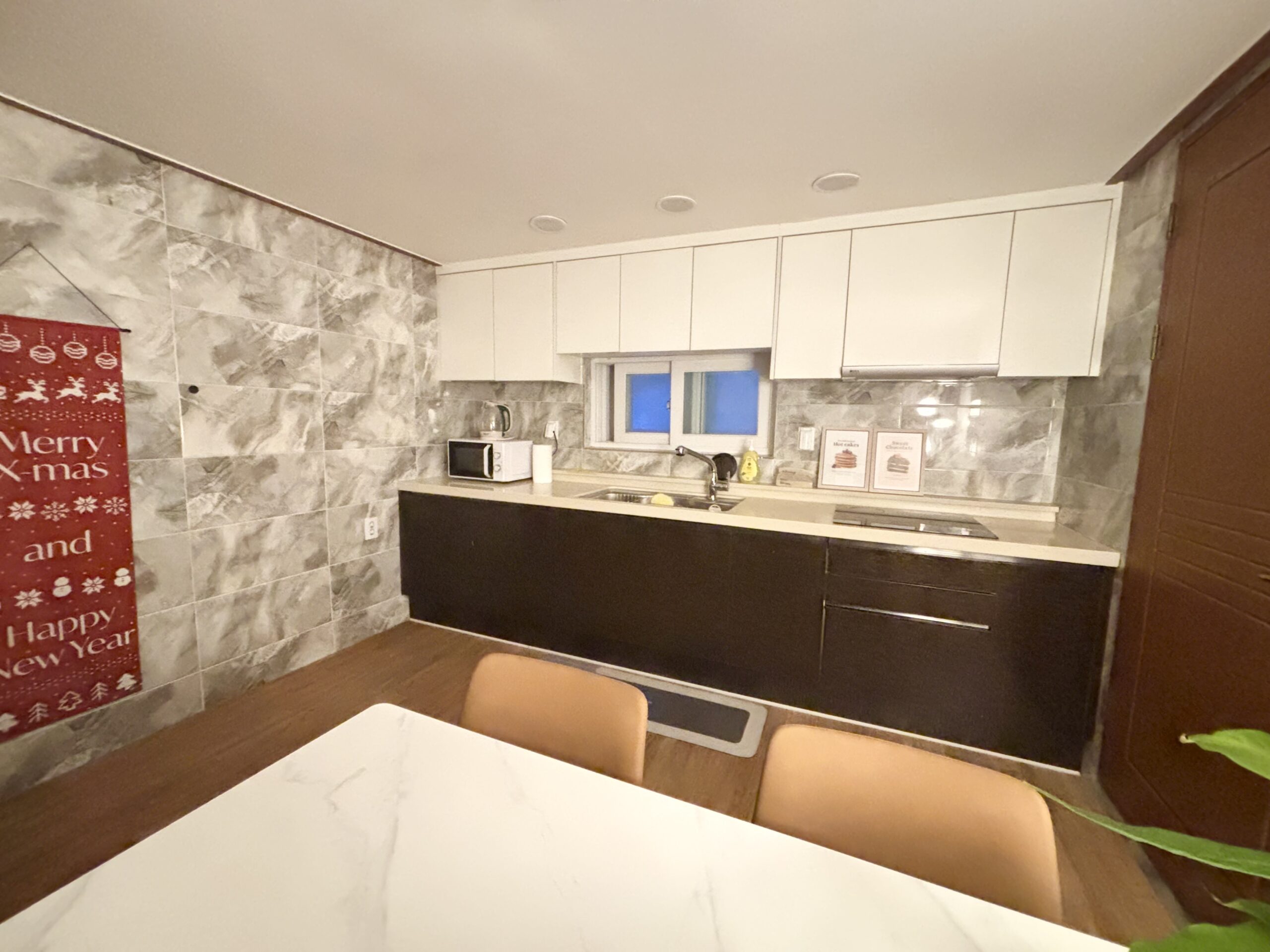 Boda, blue 12m above gallery image