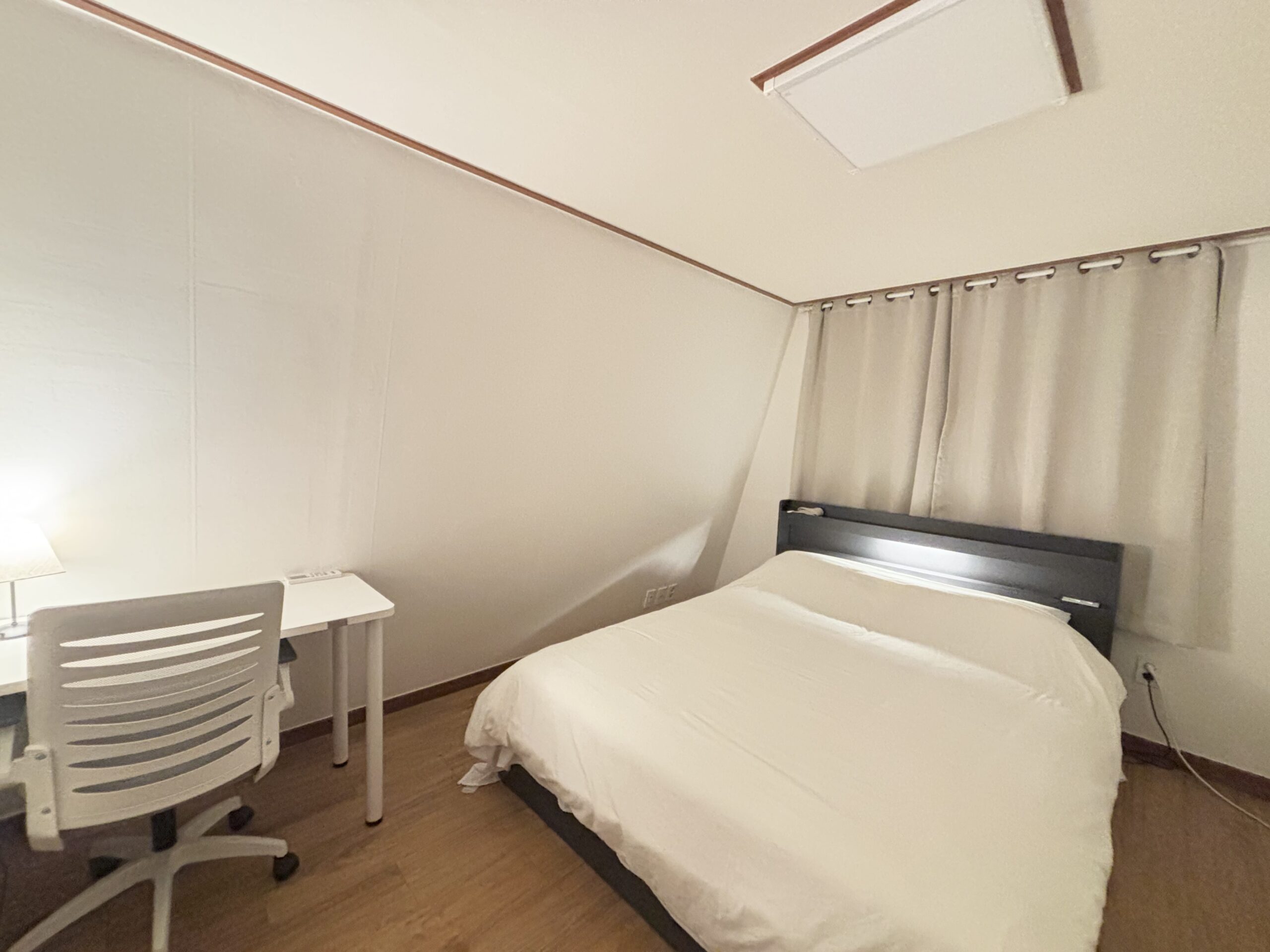 Boda, blue 12m above gallery image