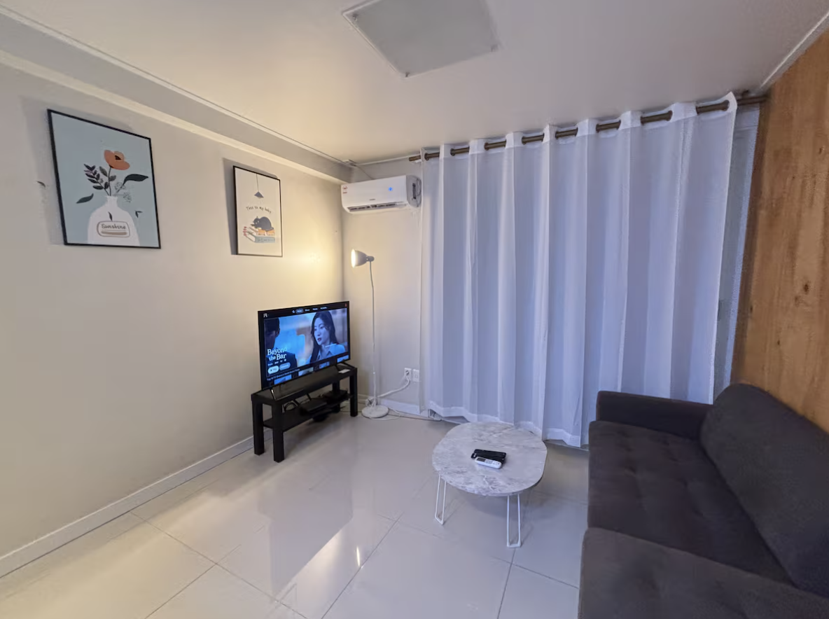 Goyo, Stillness in Motion gallery image