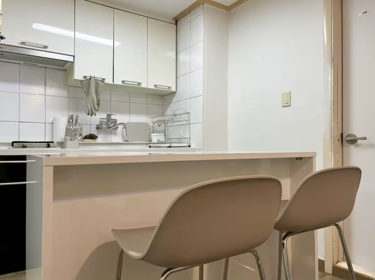 Suzak, each life, each artwork gallery image