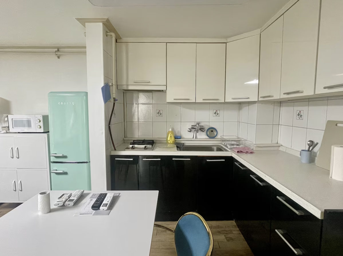 Doran, happy together gallery image