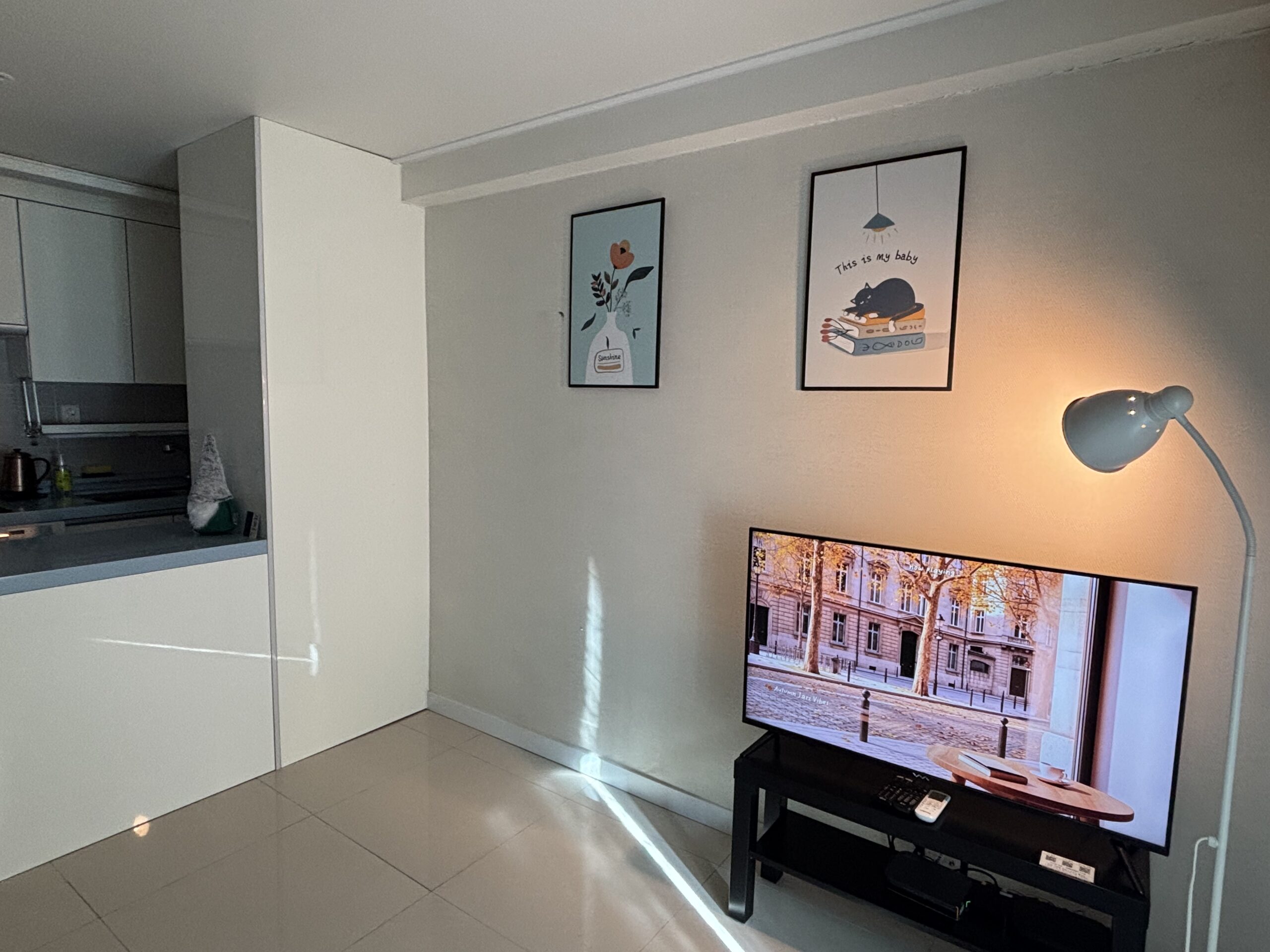 고요, 도시 속의 평화로움 gallery image